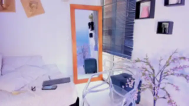 Aleexiiaa live sex cam