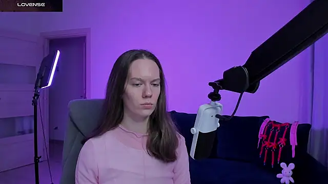 SharkyBaby's cam snapshot