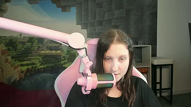 KiraDuvall live sex cam