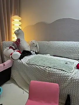 Selenaaaaa- live sex cam