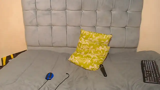 PornFlexy001's cam snapshot