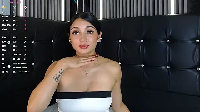 _ArianaToroo's cam snapshot