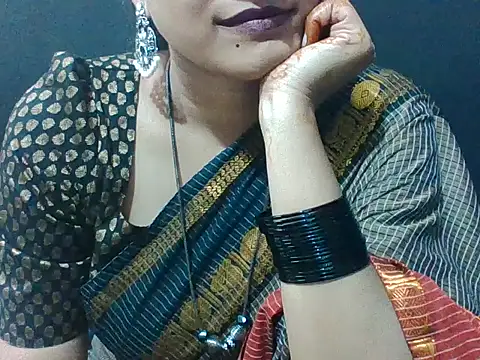 Thilothama_Vaishu's cam snapshot