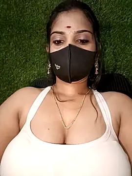 Nithyatamil's cam snapshot