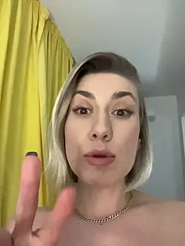 clara_k's cam snapshot