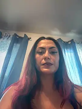 YourQueen18's cam snapshot