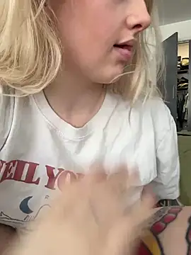 seeunexttuesday's cam snapshot