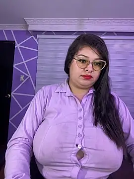 MiiaaJoness's cam snapshot