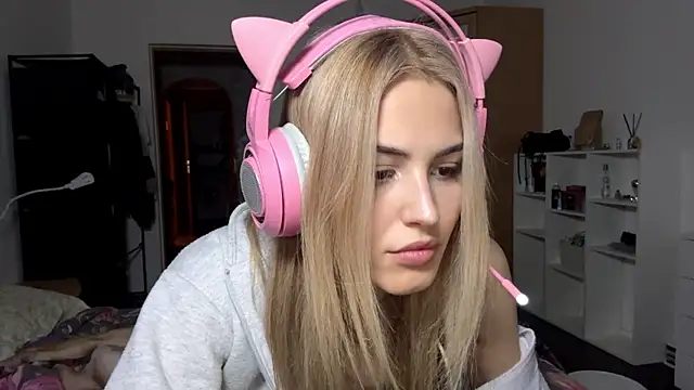 Evva_mayy's cam snapshot