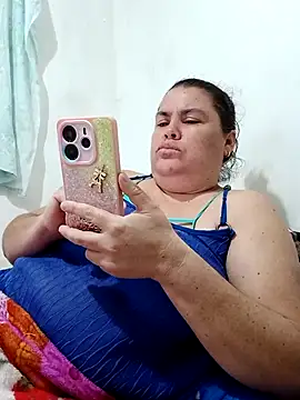 yaneth_'s cam snapshot