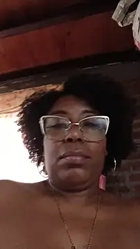 ChanneldelaCroix's cam snapshot