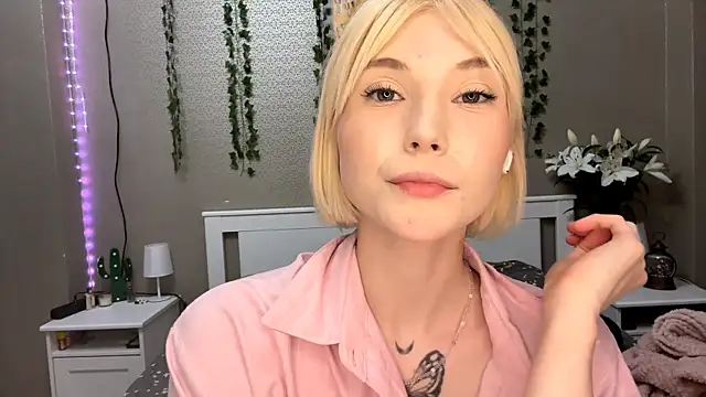 LlsabethHaze's cam snapshot