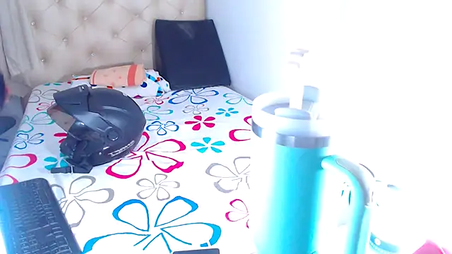 Megaanfox live sex cam