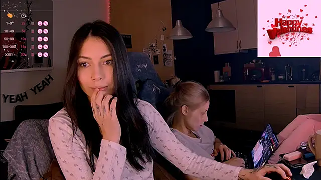 KatiKate live sex cam
