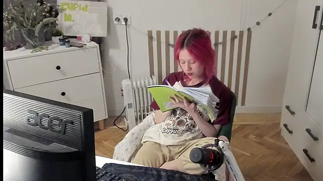 Silly__Milly live sex cam