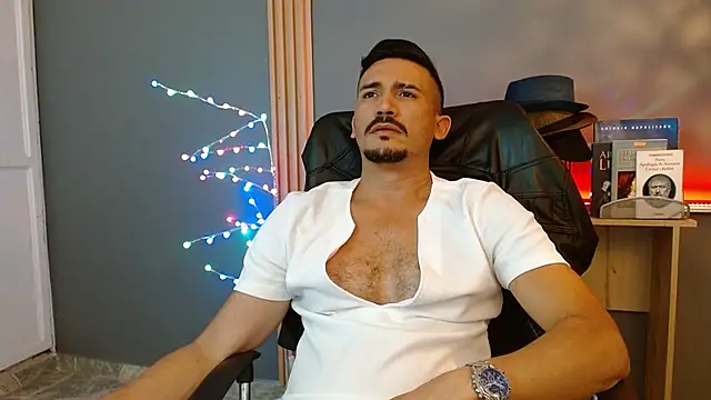 Reiko_85_'s cam snapshot