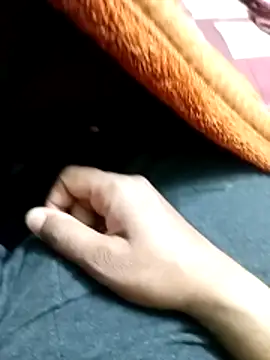 Horny-boyyy live sex cam