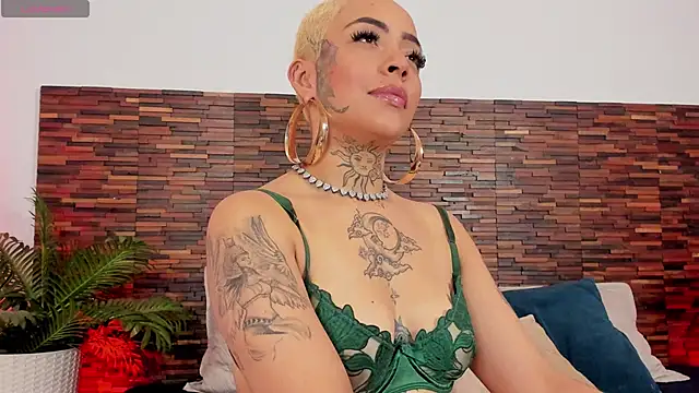 letterstaar live sex cam