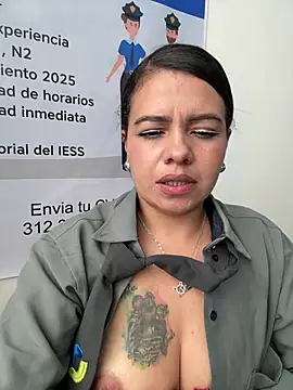 Ariana-07 live sex cam