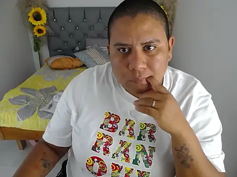 hotlesby_valery live sex cam