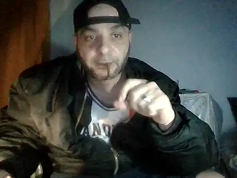 SmokedAlloy2 live sex cam