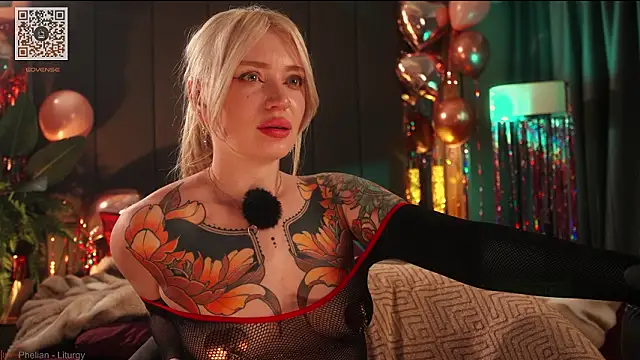 LinaKinky live sex cam