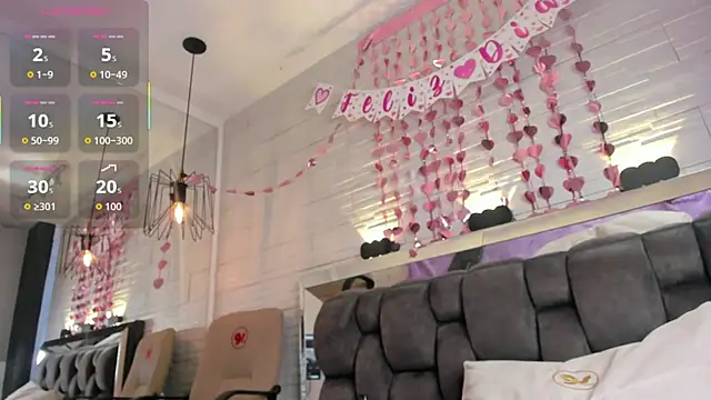 jade_heartt live sex cam