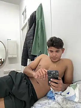 DavShi's cam snapshot