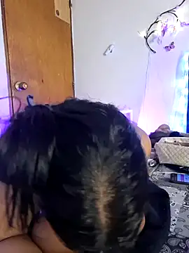 biianca_1's cam snapshot