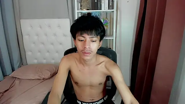 davincihugecock live sex cam