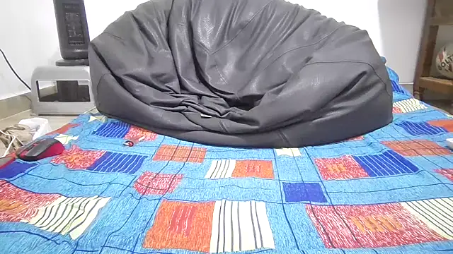 Young_handsome's cam snapshot