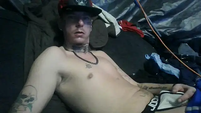 whitetrashsag420's cam snapshot