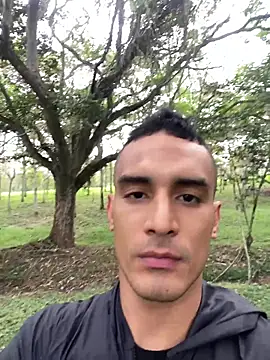 Maicol_xxxx live sex cam