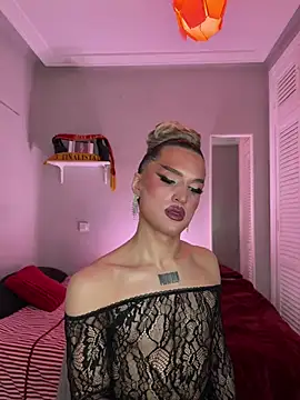 Crystal_________ live sex cam