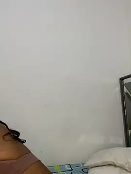 zaracollins01's cam snapshot