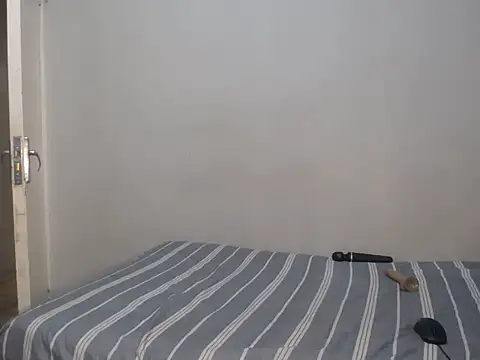 SexySlimMelanin's cam snapshot