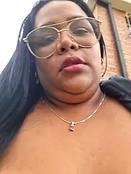 Arena_13's cam snapshot