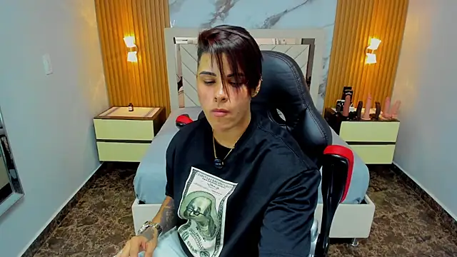 KAROLLJONES1 live sex cam