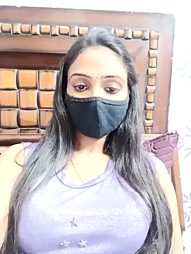 Yours-Bebo's cam snapshot