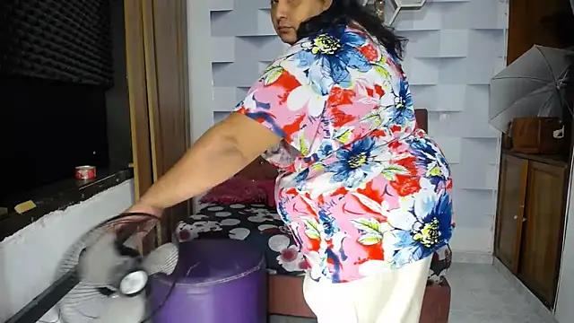 TistMature's cam snapshot