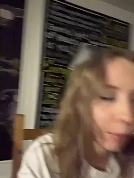 Evelyn_Neal live sex cam