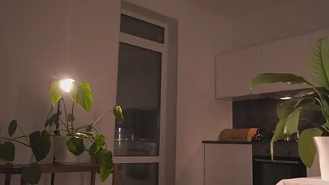 EleniRoeber's cam snapshot