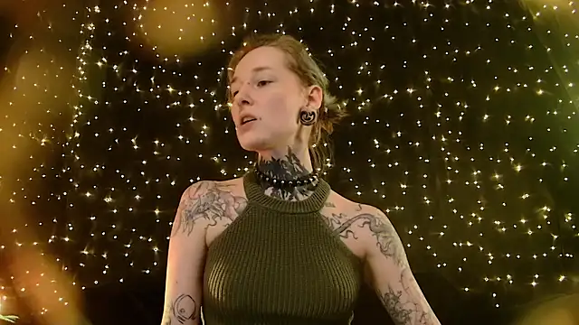 Littlespacemouse's cam snapshot