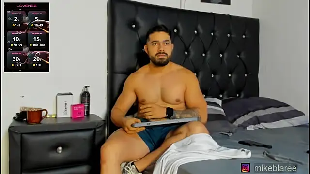 mikeblaree live sex cam