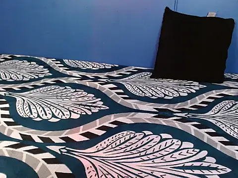 Hotginni4's cam snapshot