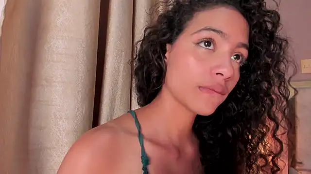 AntonellaHall_'s cam snapshot