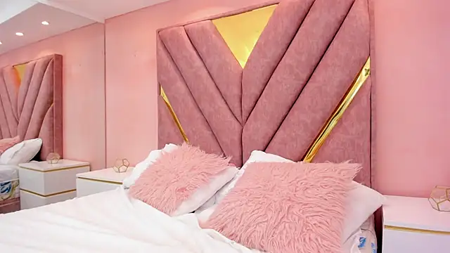 roxyflame_'s cam snapshot