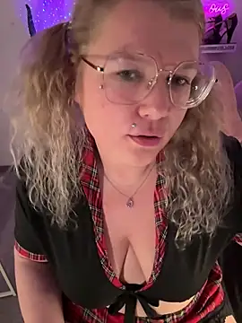 CurvyAnonymousGirl89 live sex cam