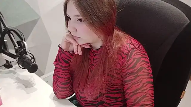 sweetyyfoxy's cam snapshot