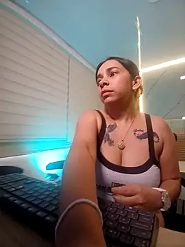 Cataleya_Maya_'s cam snapshot